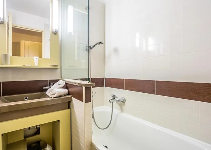 Résidence Le Village De Cap Esterel - Maeva - 4 Personnes - Sélection Mae-4173 *