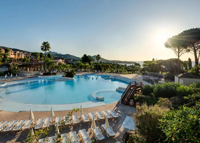 Résidence Le Village De Cap Esterel - Maeva - 4 Personnes - Sélection Mae-4173 *