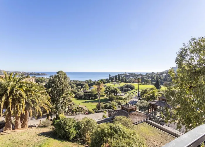 Résidence Le Village De Cap Esterel - Maeva - 4 Personnes - Sélection Mae-4173 *